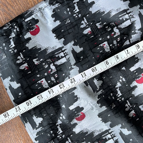 Michael Kors city skyline mini skirt 6 - Picture 5 of 5